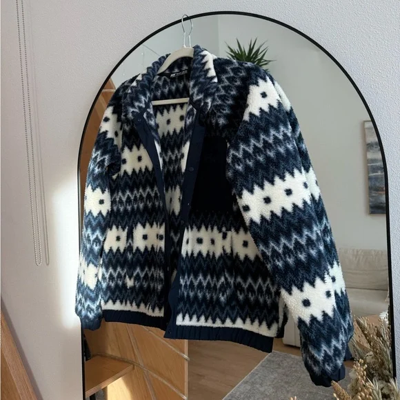 Blue and white Helly Hansen Jacket - Picture 5 of 5